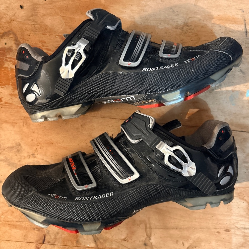 Bontrager Black Mountain Bike Cycling Shoes - Picture 9 of 13